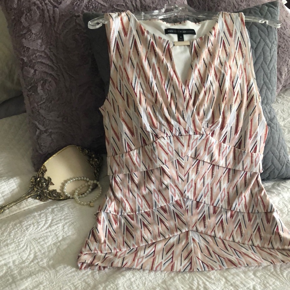 Medium layering shell blouse